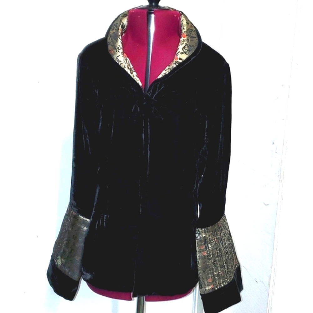 Vintage Mandarin Asian-inspired Velvet Embroidered Silk Jacket Small